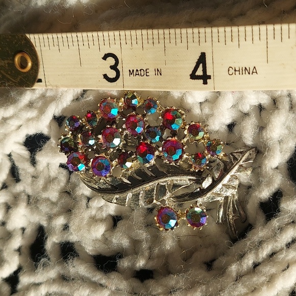 Coco Aurora Borealis Silver Leaf/Feather Statement Brooch - Picture 8 of 8